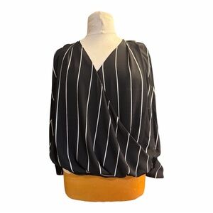 INC International Concepts Plus Sz1x Women’s Blouse w Split Sleeves